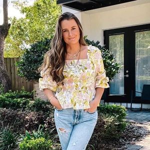 NWT Womens Balloon 3/4 Sleeve Smocked Peplum Top